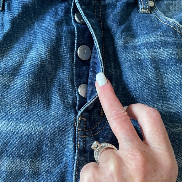 Short - Ripped denim - Picture 7 of 7